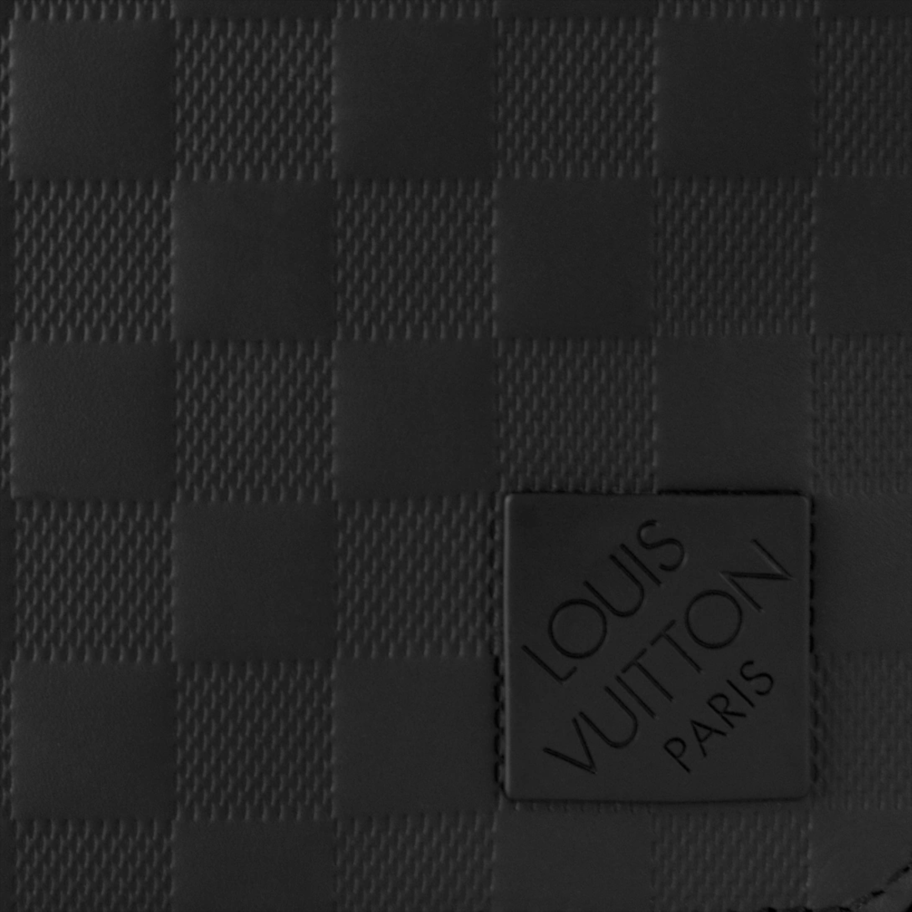 District PM Messenger Bag Damier Infini