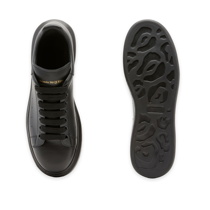 Men's Oversized Sneaker in Black