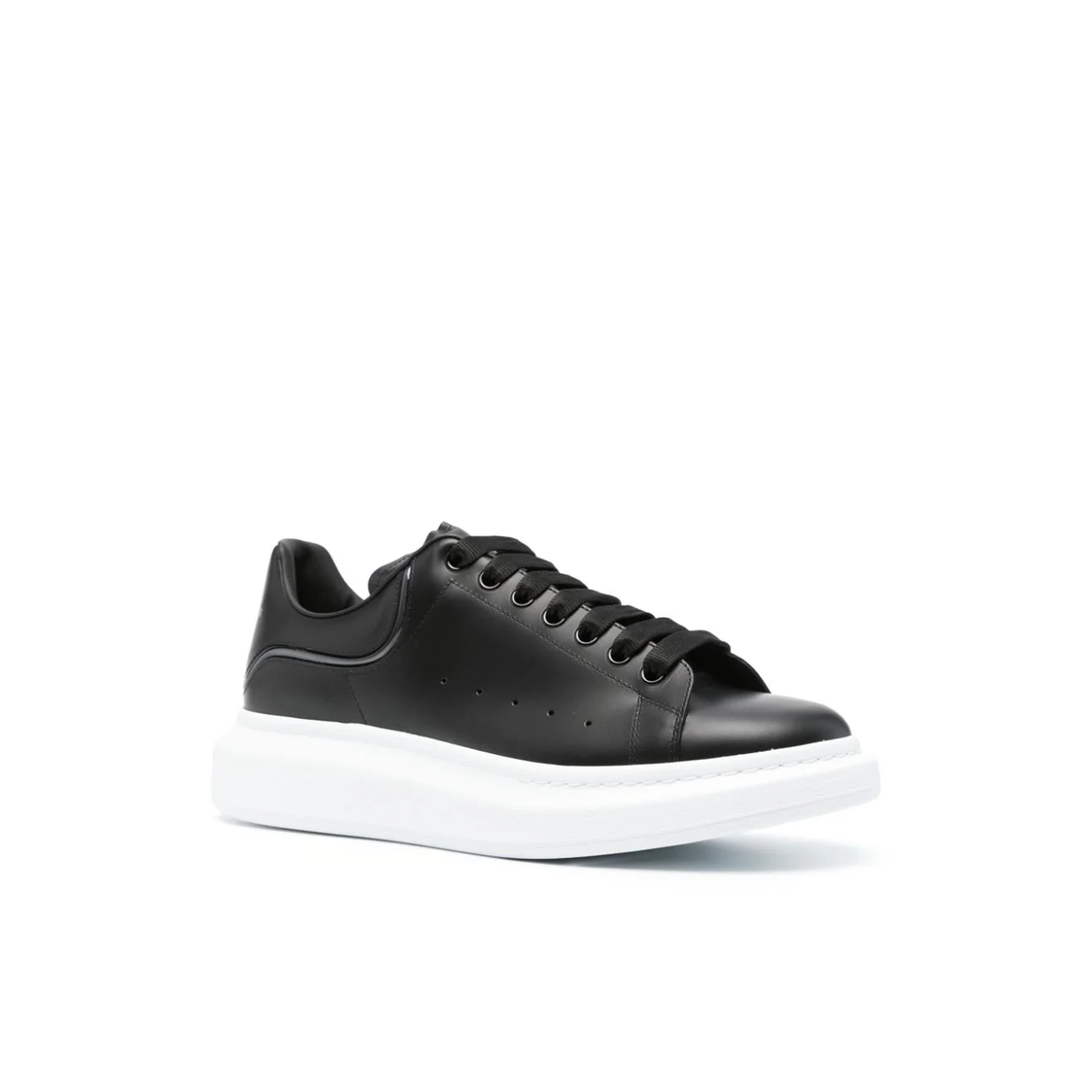 Women's Oversized Sneaker in Black/White