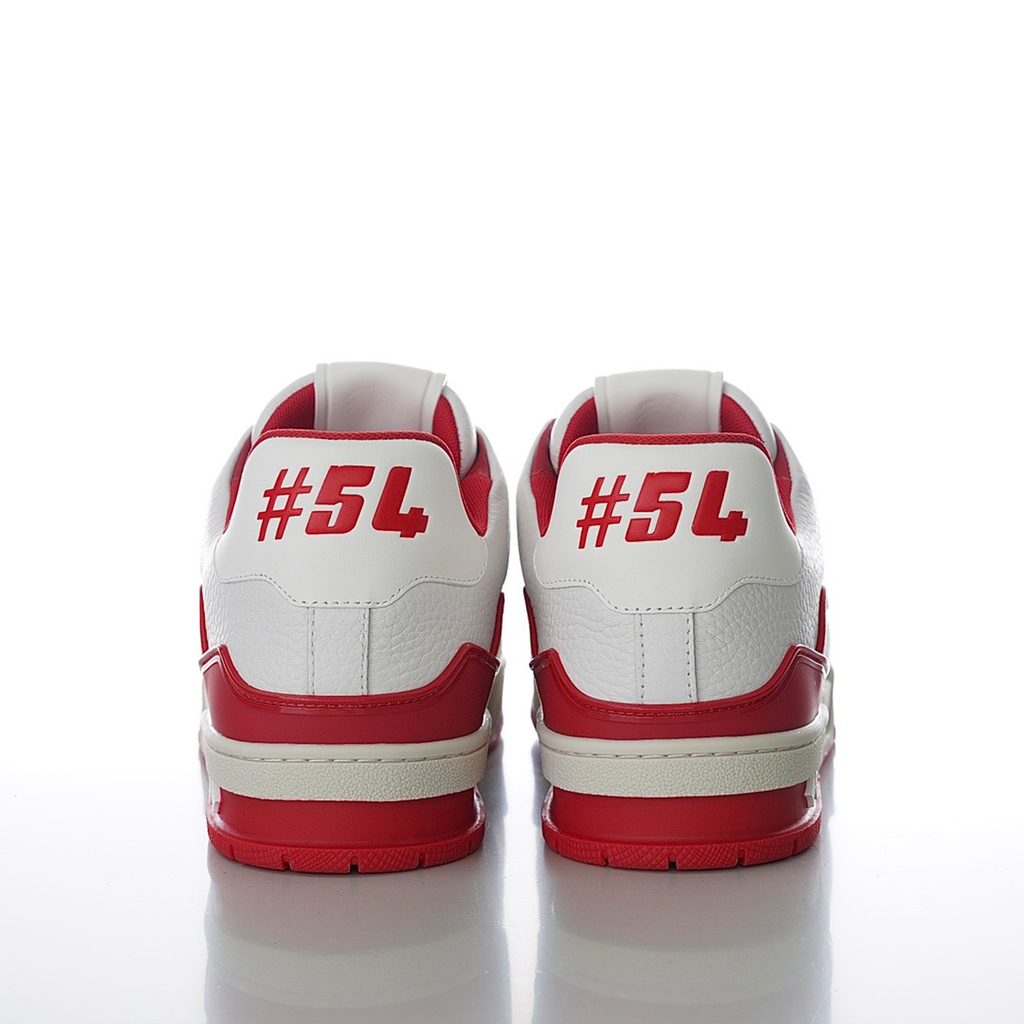 Trainer #54 'Signature'