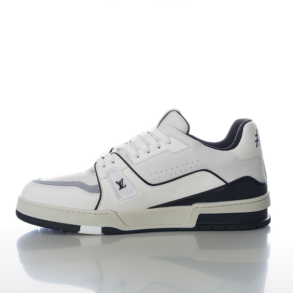 Trainer #54 'Signature'