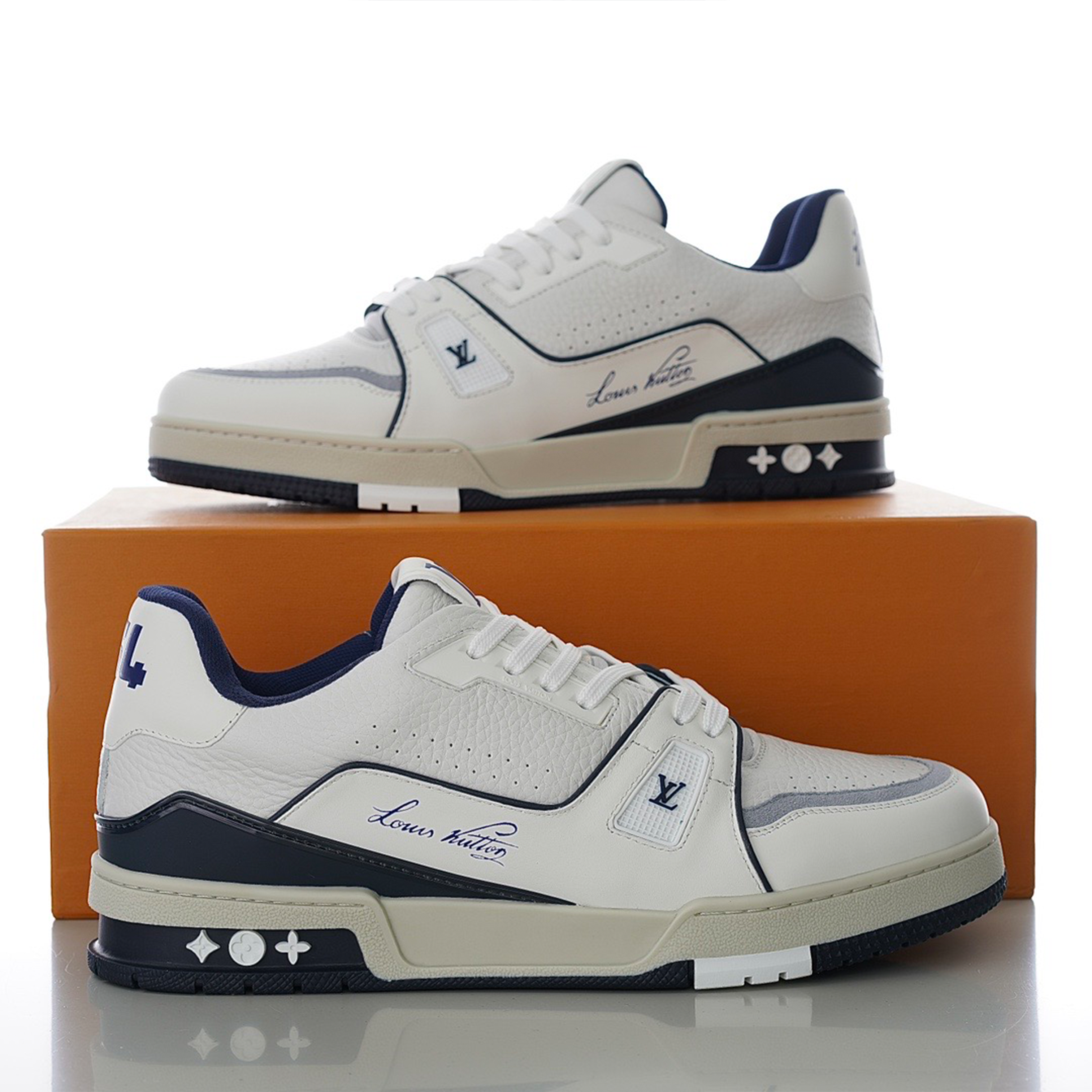 Trainer #54 'Signature'