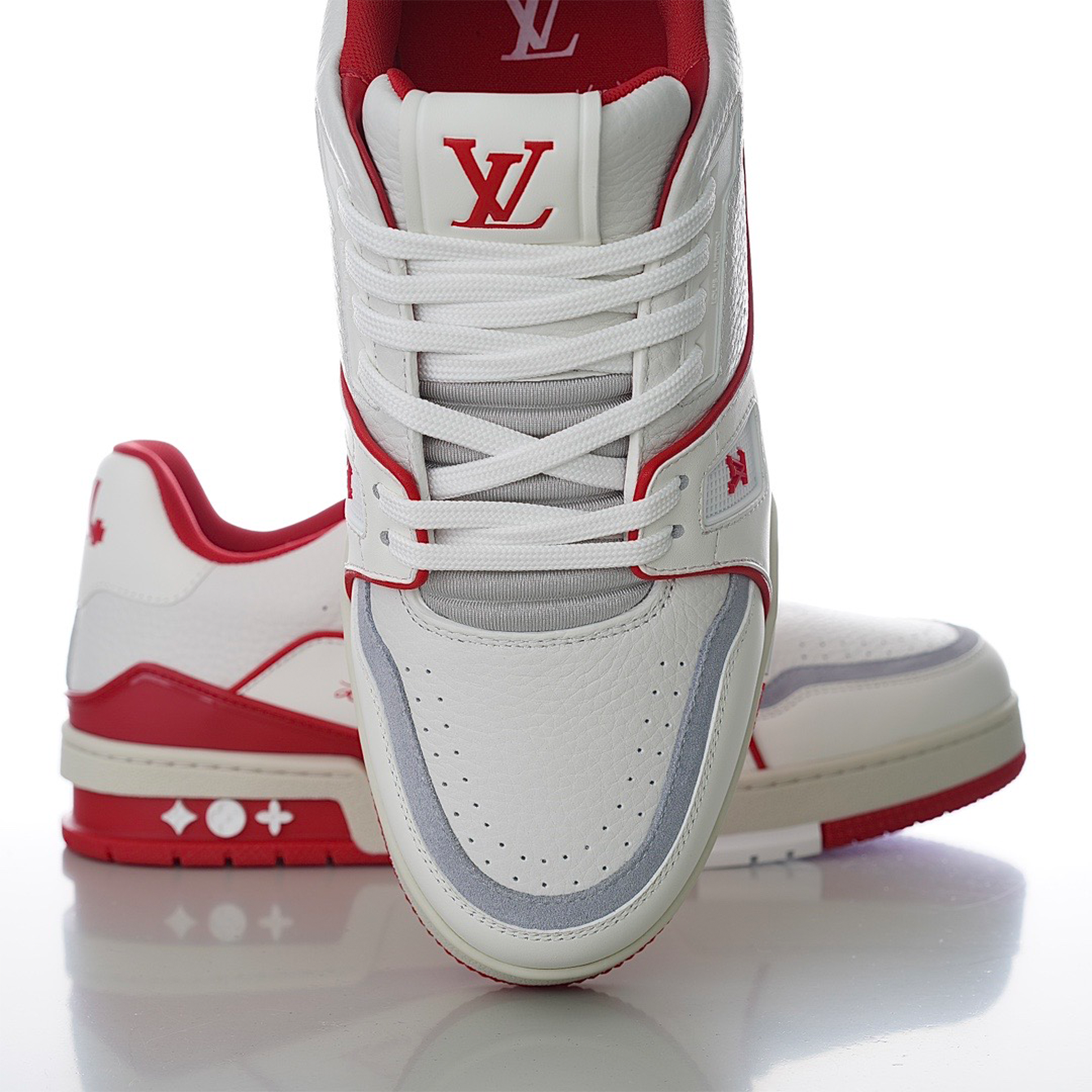 Trainer #54 'Signature'